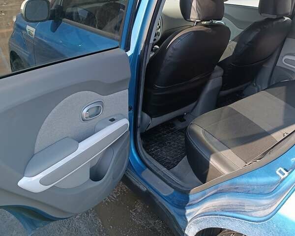 Синий Киа Soul, объемом двигателя 0 л и пробегом 93 тыс. км за 10700 $, фото 9 на Automoto.ua