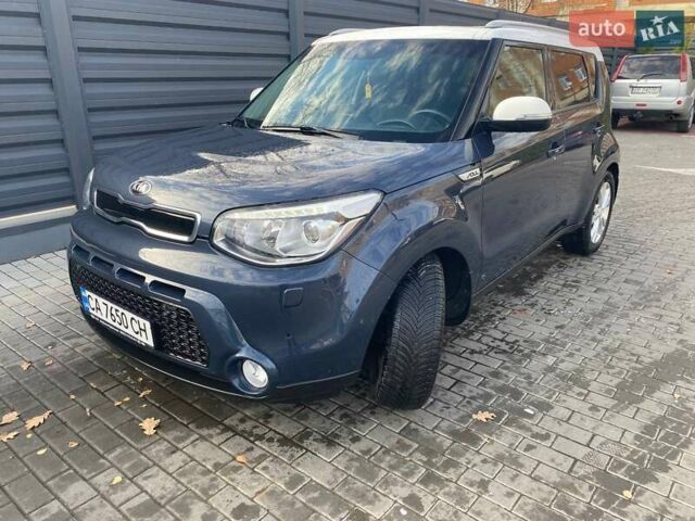 Синий Киа Soul, объемом двигателя 1.59 л и пробегом 190 тыс. км за 9500 $, фото 3 на Automoto.ua