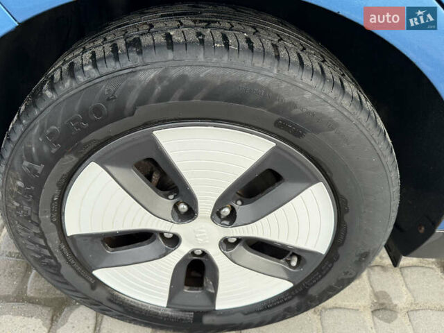 Синий Киа Soul, объемом двигателя 0 л и пробегом 144 тыс. км за 6299 $, фото 40 на Automoto.ua