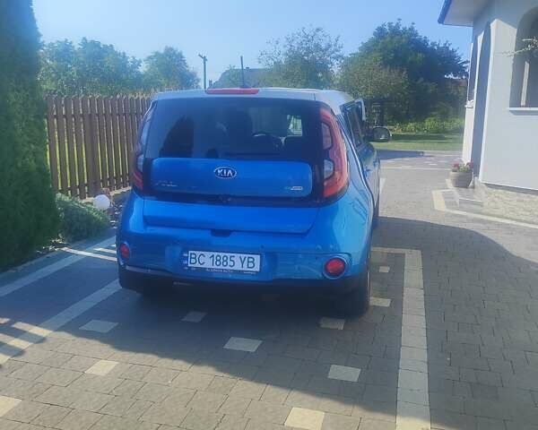 Синий Киа Soul, объемом двигателя 0 л и пробегом 108 тыс. км за 7800 $, фото 4 на Automoto.ua