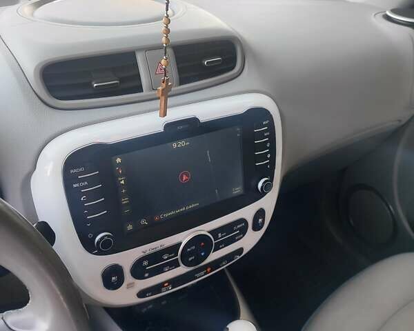 Синий Киа Soul, объемом двигателя 0 л и пробегом 108 тыс. км за 7800 $, фото 7 на Automoto.ua