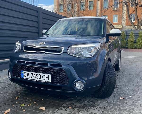 Синий Киа Soul, объемом двигателя 1.59 л и пробегом 190 тыс. км за 9500 $, фото 6 на Automoto.ua
