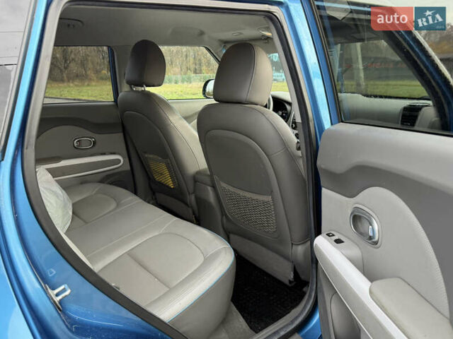 Синий Киа Soul, объемом двигателя 0 л и пробегом 144 тыс. км за 6299 $, фото 32 на Automoto.ua