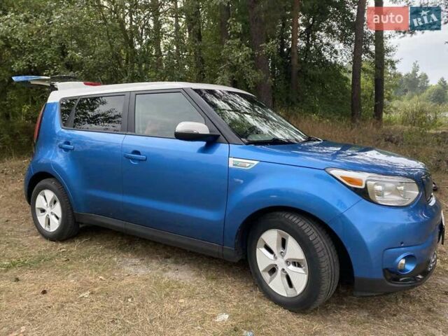 Синий Киа Soul, объемом двигателя 0 л и пробегом 97 тыс. км за 7200 $, фото 7 на Automoto.ua