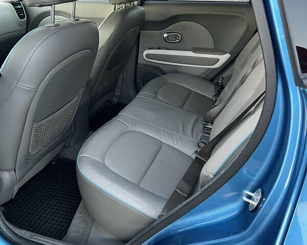 Синий Киа Soul, объемом двигателя 0 л и пробегом 130 тыс. км за 6700 $, фото 6 на Automoto.ua