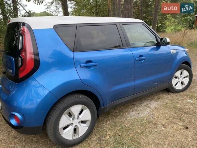 Синий Киа Soul, объемом двигателя 0 л и пробегом 97 тыс. км за 7200 $, фото 12 на Automoto.ua