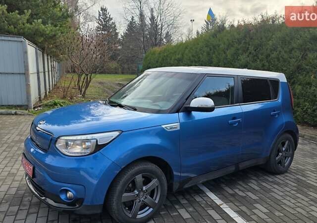 Синий Киа Soul, объемом двигателя 0 л и пробегом 120 тыс. км за 6500 $, фото 3 на Automoto.ua