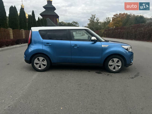 Киа Soul 2015 в Днепре (Днепропетровске) на Automoto.ua Синий Киа Soul, объемом двигателя 0 л и пробегом 115 тыс. км за 6500 $, фото 5 на Automoto.ua