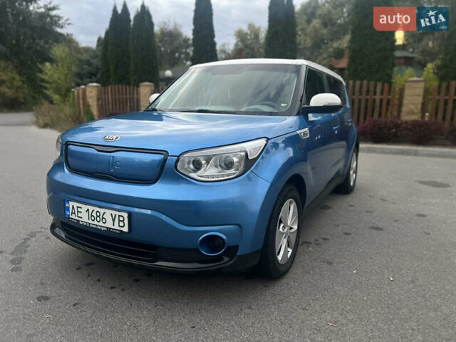 Киа Soul 2015 в Днепре (Днепропетровске) на Automoto.ua Синий Киа Soul, объемом двигателя 0 л и пробегом 115 тыс. км за 6500 $, фото 3 на Automoto.ua