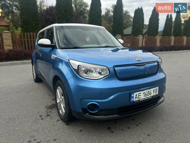 Киа Soul 2015 в Днепре (Днепропетровске) на Automoto.ua Синий Киа Soul, объемом двигателя 0 л и пробегом 115 тыс. км за 6500 $, фото 4 на Automoto.ua