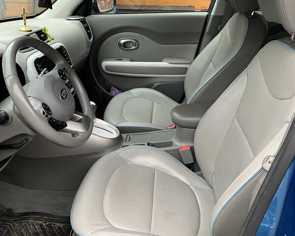 Синий Киа Soul, объемом двигателя 0 л и пробегом 130 тыс. км за 6700 $, фото 14 на Automoto.ua