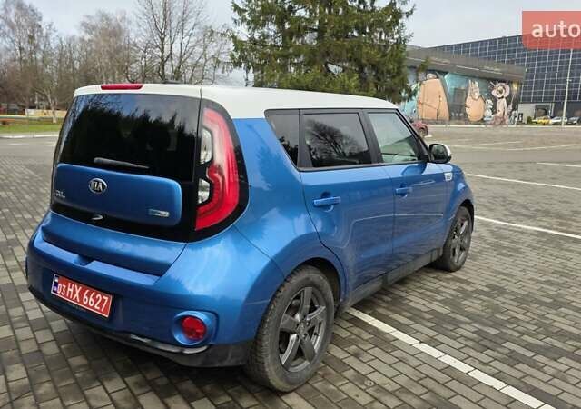 Синий Киа Soul, объемом двигателя 0 л и пробегом 120 тыс. км за 6500 $, фото 11 на Automoto.ua