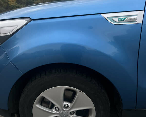 Киа Soul 2015 в Днепре (Днепропетровске) на Automoto.ua Синий Киа Soul, объемом двигателя 0 л и пробегом 115 тыс. км за 6500 $, фото 12 на Automoto.ua