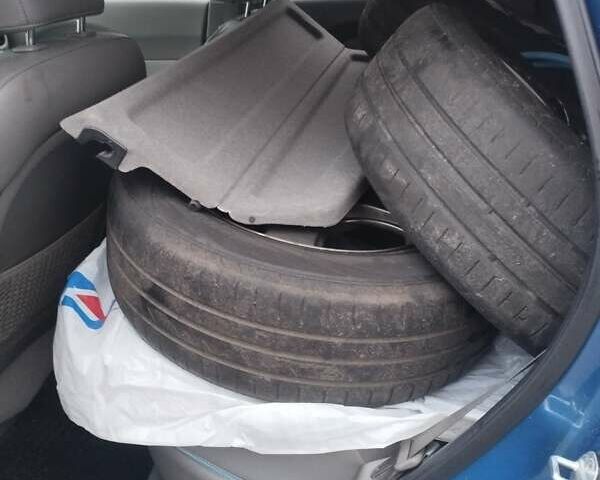 Синій Кіа Soul, об'ємом двигуна 0 л та пробігом 151 тис. км за 5800 $, фото 12 на Automoto.ua