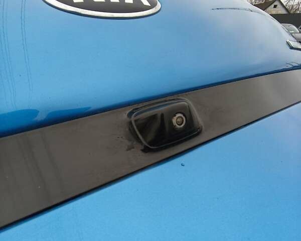 Синий Киа Soul, объемом двигателя 0 л и пробегом 131 тыс. км за 10200 $, фото 17 на Automoto.ua