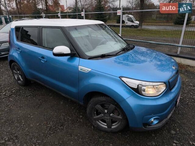 Синий Киа Soul, объемом двигателя 0 л и пробегом 131 тыс. км за 10200 $, фото 22 на Automoto.ua