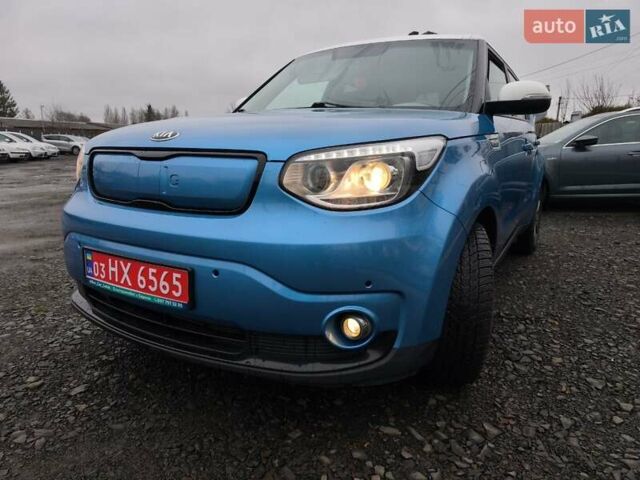 Синий Киа Soul, объемом двигателя 0 л и пробегом 131 тыс. км за 10200 $, фото 6 на Automoto.ua