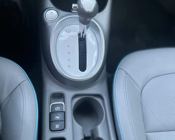 Синий Киа Soul, объемом двигателя 0 л и пробегом 132 тыс. км за 10499 $, фото 39 на Automoto.ua