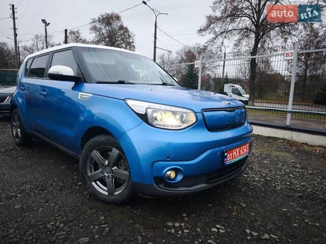 Синий Киа Soul, объемом двигателя 0 л и пробегом 131 тыс. км за 10200 $, фото 3 на Automoto.ua