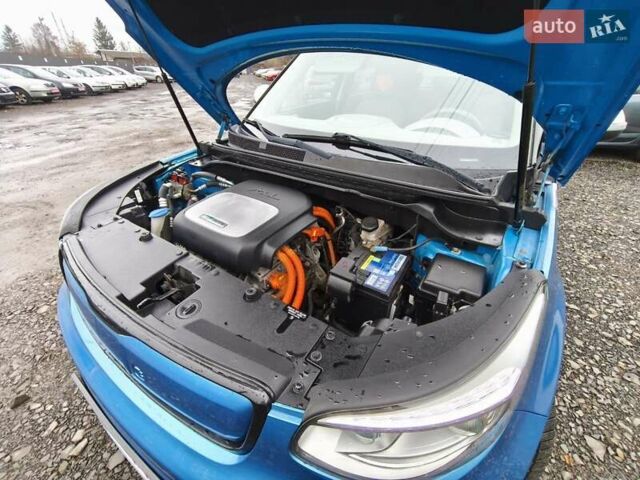 Синий Киа Soul, объемом двигателя 0 л и пробегом 131 тыс. км за 10200 $, фото 32 на Automoto.ua