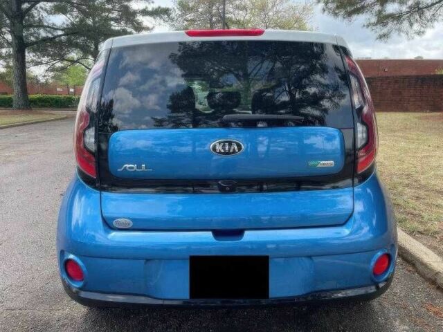 Синий Киа Soul, объемом двигателя 0 л и пробегом 89 тыс. км за 7000 $, фото 3 на Automoto.ua