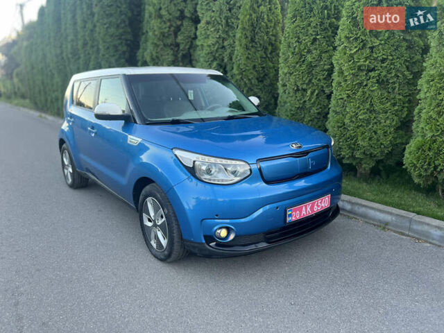 Синий Киа Soul, объемом двигателя 0 л и пробегом 132 тыс. км за 10499 $, фото 1 на Automoto.ua