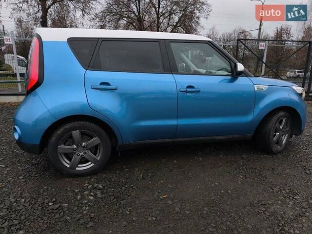 Синий Киа Soul, объемом двигателя 0 л и пробегом 131 тыс. км за 10200 $, фото 21 на Automoto.ua