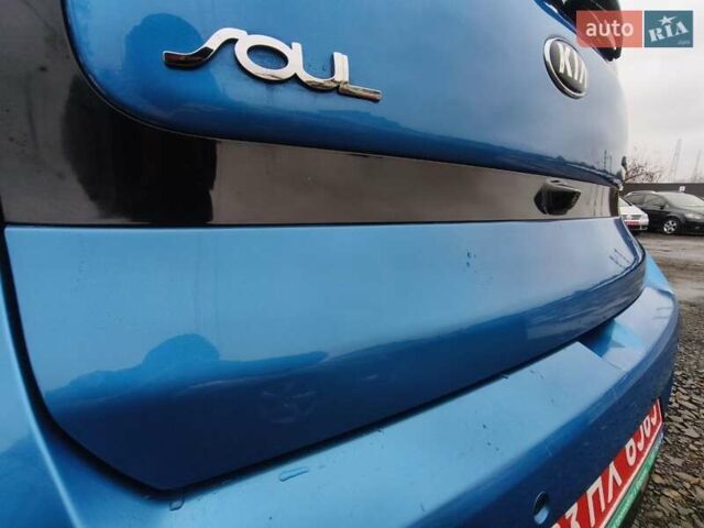 Синий Киа Soul, объемом двигателя 0 л и пробегом 131 тыс. км за 10200 $, фото 16 на Automoto.ua
