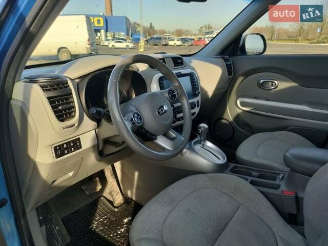 Синій Кіа Soul, об'ємом двигуна 0 л та пробігом 158 тис. км за 9500 $, фото 10 на Automoto.ua