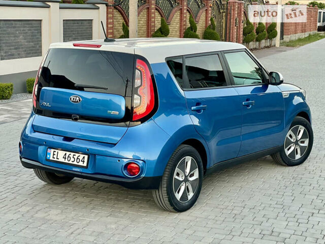 Синій Кіа Soul, об'ємом двигуна 0 л та пробігом 132 тис. км за 11700 $, фото 92 на Automoto.ua