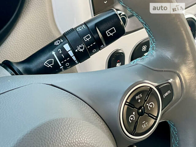 Синій Кіа Soul, об'ємом двигуна 0 л та пробігом 132 тис. км за 11700 $, фото 46 на Automoto.ua