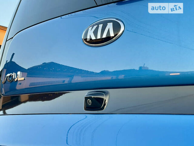 Синій Кіа Soul, об'ємом двигуна 0 л та пробігом 132 тис. км за 11700 $, фото 35 на Automoto.ua