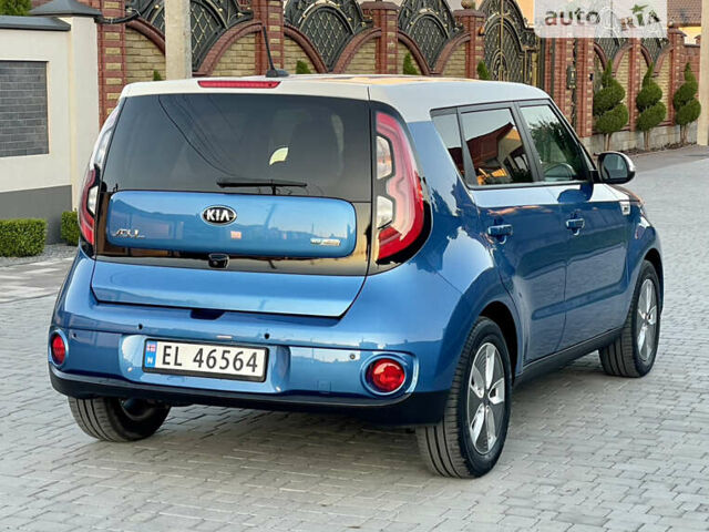 Синій Кіа Soul, об'ємом двигуна 0 л та пробігом 132 тис. км за 11700 $, фото 27 на Automoto.ua