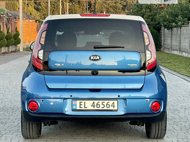 Синій Кіа Soul, об'ємом двигуна 0 л та пробігом 132 тис. км за 11700 $, фото 26 на Automoto.ua