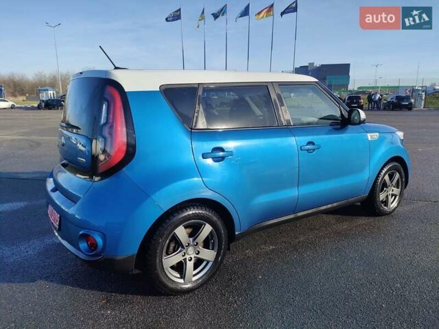 Синій Кіа Soul, об'ємом двигуна 0 л та пробігом 158 тис. км за 9500 $, фото 4 на Automoto.ua