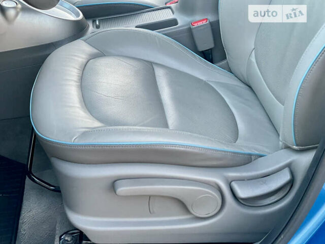 Синій Кіа Soul, об'ємом двигуна 0 л та пробігом 132 тис. км за 11700 $, фото 54 на Automoto.ua
