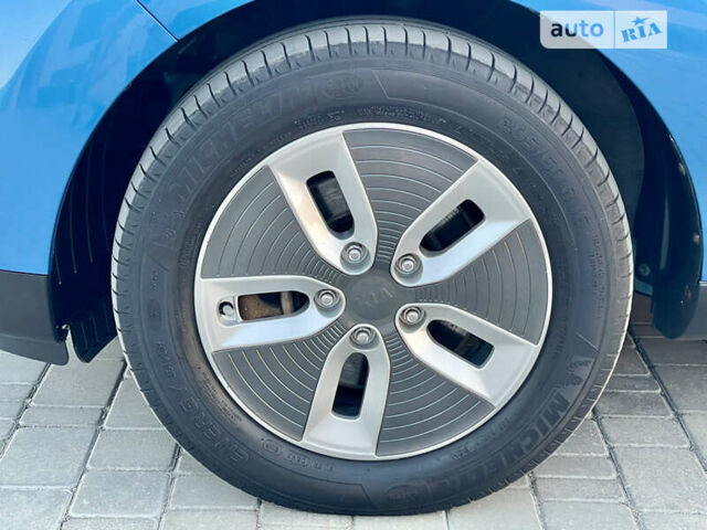 Синій Кіа Soul, об'ємом двигуна 0 л та пробігом 132 тис. км за 11700 $, фото 17 на Automoto.ua