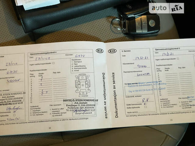 Синій Кіа Soul, об'ємом двигуна 0 л та пробігом 132 тис. км за 11700 $, фото 5 на Automoto.ua