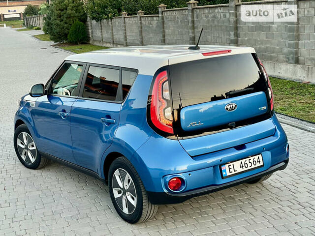 Синій Кіа Soul, об'ємом двигуна 0 л та пробігом 132 тис. км за 11700 $, фото 87 на Automoto.ua