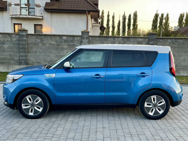 Синій Кіа Soul, об'ємом двигуна 0 л та пробігом 132 тис. км за 11700 $, фото 22 на Automoto.ua