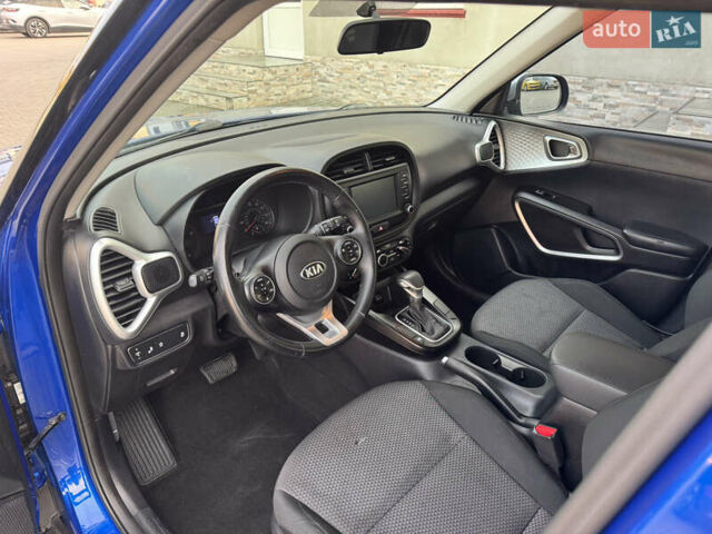 Синий Киа Soul, объемом двигателя 2 л и пробегом 145 тыс. км за 9900 $, фото 19 на Automoto.ua