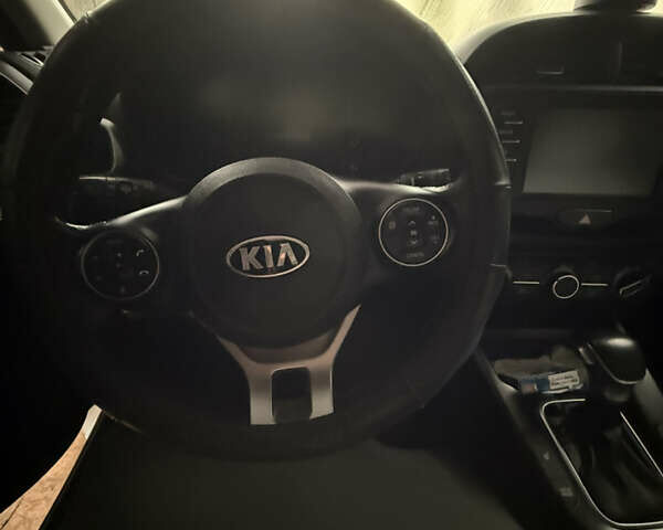 Синий Киа Soul, объемом двигателя 2 л и пробегом 52 тыс. км за 16000 $, фото 11 на Automoto.ua