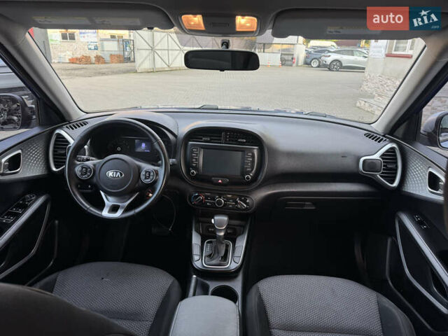 Синий Киа Soul, объемом двигателя 2 л и пробегом 145 тыс. км за 9900 $, фото 24 на Automoto.ua