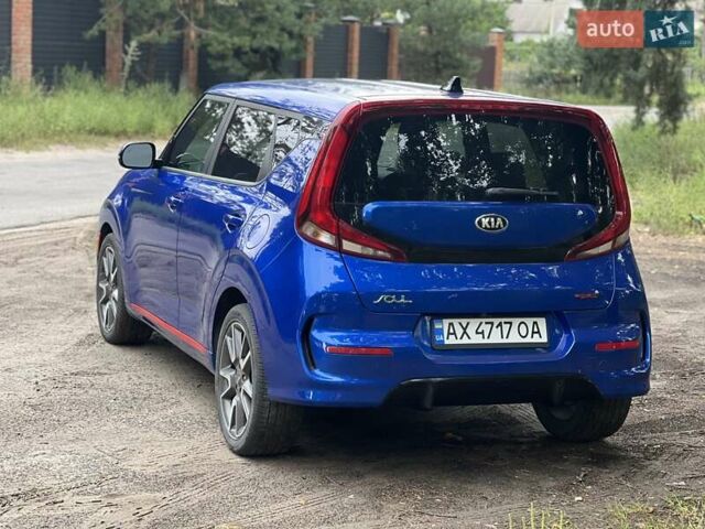 Синий Киа Soul, объемом двигателя 2 л и пробегом 51 тыс. км за 15900 $, фото 3 на Automoto.ua