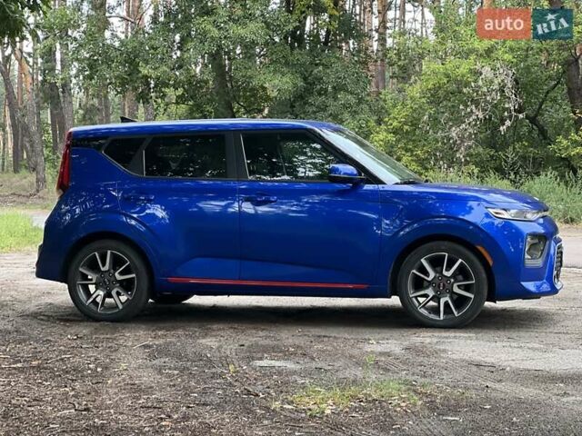 Синий Киа Soul, объемом двигателя 2 л и пробегом 51 тыс. км за 15900 $, фото 2 на Automoto.ua