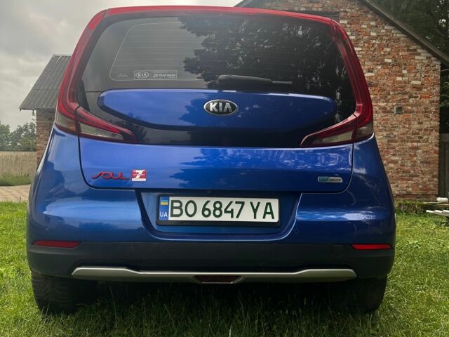 Синій Кіа Soul, об'ємом двигуна 0 л та пробігом 104 тис. км за 16100 $, фото 2 на Automoto.ua