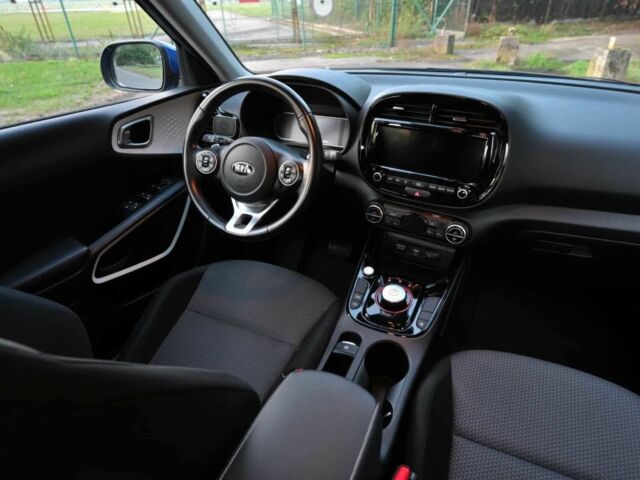 Синий Киа Soul, объемом двигателя 0 л и пробегом 78 тыс. км за 10000 $, фото 18 на Automoto.ua