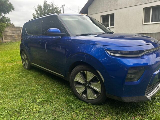 Синій Кіа Soul, об'ємом двигуна 0 л та пробігом 104 тис. км за 16100 $, фото 5 на Automoto.ua