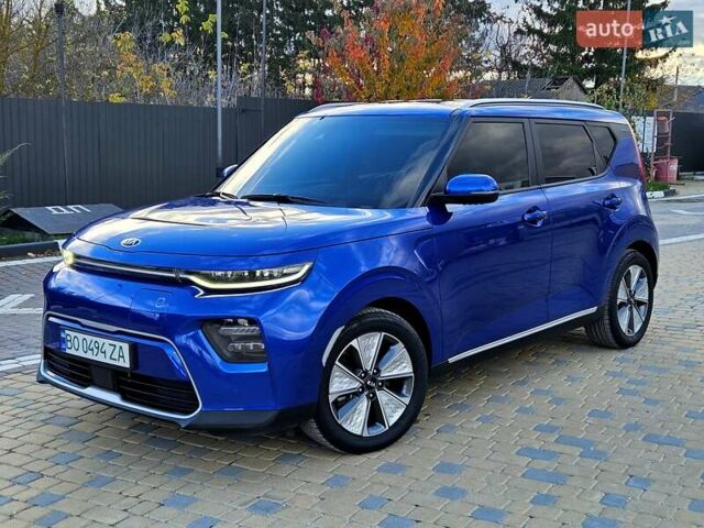 Синий Киа Soul, объемом двигателя 0 л и пробегом 43 тыс. км за 17600 $, фото 2 на Automoto.ua