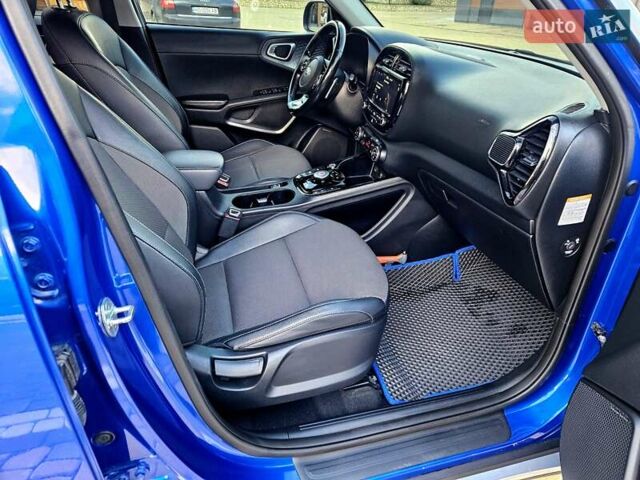 Синий Киа Soul, объемом двигателя 0 л и пробегом 43 тыс. км за 17600 $, фото 14 на Automoto.ua